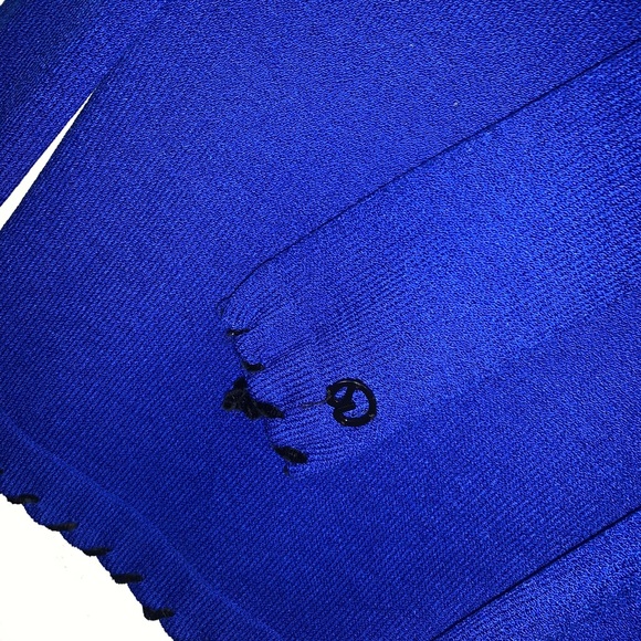 St. John royal blue outfit - Picture 4 of 10